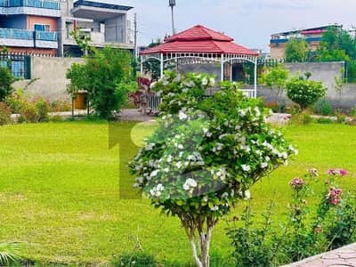 10Marla Possession Prime location plot Close to Park ,Mosque and mart in Zone 4D1 for sale.