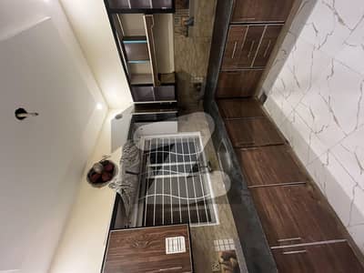 LOWER PORTION FOR RENT IN EDEN BOULEVARD SOCIETY COLLEGE ROAD LHR