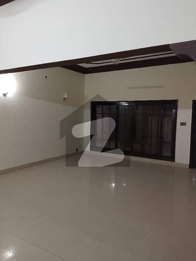 گلشنِ اقبال - بلاک 3 گلشنِ اقبال,گلشنِ اقبال ٹاؤن,کراچی میں 7 کمروں کا 16 مرلہ مکان 3.0 لاکھ میں کرایہ پر دستیاب ہے۔