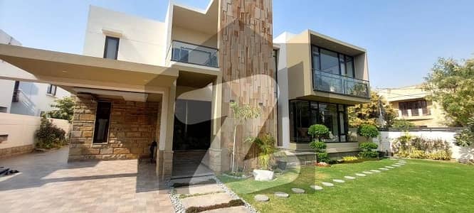 PAREKH ESTATE IS OFFERING 1000 YARD LUXURY ARCHITECT DESIGNER BUNGALOW