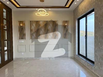 ڈی ایچ اے ڈیفینس فیز 2 ڈی ایچ اے ڈیفینس,اسلام آباد میں 3 کمروں کا 1 کنال بالائی پورشن 1.2 لاکھ میں کرایہ پر دستیاب ہے۔