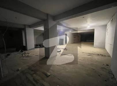 400 SQ YD Basement For Rent In Nazimabad Main 320 Ft Road Opposite Annu Bhai Park