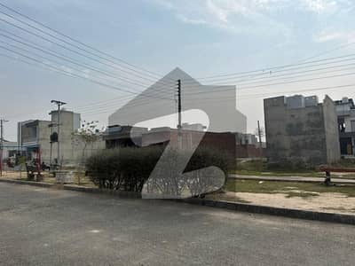 نیو ساہیوال سٹی ساہیوال - فیصل آباد روڈ,ساہیوال میں 7 مرلہ رہائشی پلاٹ 38.0 لاکھ میں برائے فروخت۔