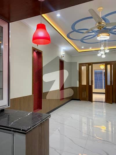 جناح گارڈنز ایف ای سی ایچ ایس,اسلام آباد میں 5 کمروں کا 8 مرلہ مکان 3.5 کروڑ میں برائے فروخت۔