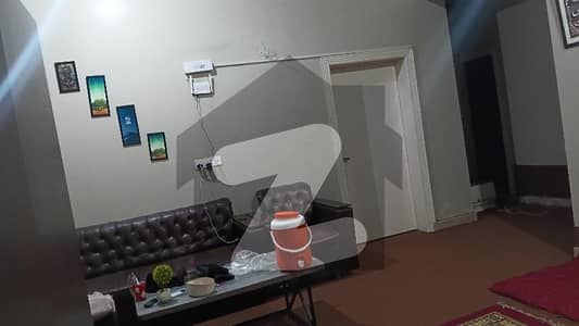 جی ۔ 10 اسلام آباد میں 2 کمروں کا 5 مرلہ فلیٹ 70.0 ہزار میں کرایہ پر دستیاب ہے۔