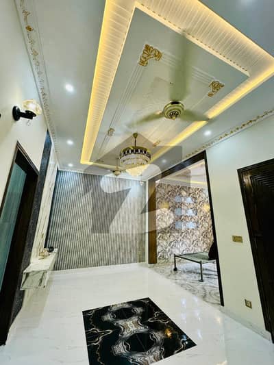 5 MARLA BRAND NEW SPANISH HOUSE FOR SALE