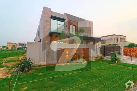 ڈی ایچ اے فیز 6 ڈیفنس (ڈی ایچ اے),لاہور میں 5 کمروں کا 1 کنال مکان 5.0 لاکھ میں کرایہ پر دستیاب ہے۔