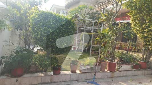 ایف ۔ 11/3 ایف ۔ 11,اسلام آباد میں 3 کمروں کا 1 کنال بالائی پورشن 3.0 لاکھ میں کرایہ پر دستیاب ہے۔