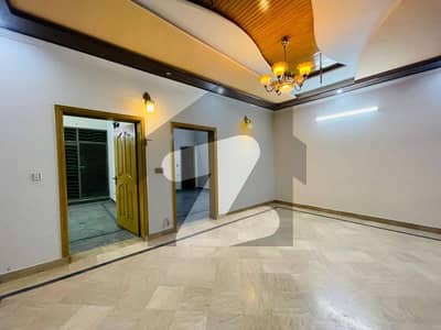 01 KANAL UPPER PORTION FOR OFFICE USE FOR RENT IN JOHAR TOWN LAHORE