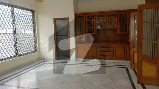 f10 double story house