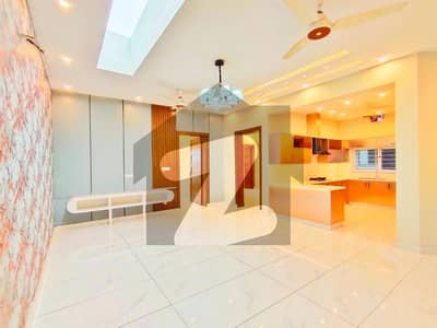 بحریہ ٹاؤن فیز 8 ۔ بلاک سی بحریہ ٹاؤن فیز 8,بحریہ ٹاؤن راولپنڈی,راولپنڈی میں 3 کمروں کا 15 مرلہ بالائی پورشن 70.0 ہزار میں کرایہ پر دستیاب ہے۔