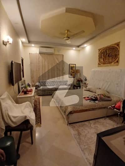 نیو سُپر ٹاؤن لاہور میں 2 کمروں کا 12 مرلہ زیریں پورشن 1.15 لاکھ میں کرایہ پر دستیاب ہے۔