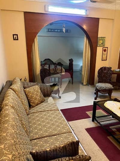 1300 Square Feet Flat Is Available In Gulshan-e-Iqbal - Block 4