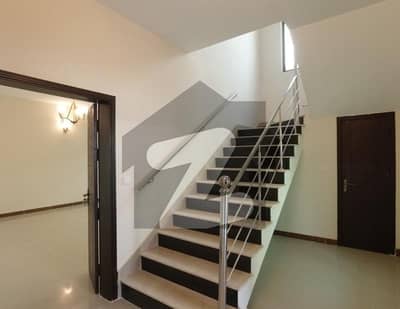 375 Square Yards House For Sale In Askari 5 - Sector J Karachi