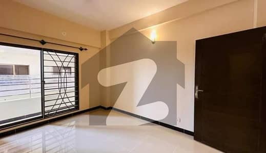 عسکری 5 ۔ سیکٹر جے عسکری 5,ملیر کنٹونمنٹ,کینٹ,کراچی میں 3 کمروں کا 12 مرلہ فلیٹ 4.0 کروڑ میں برائے فروخت۔