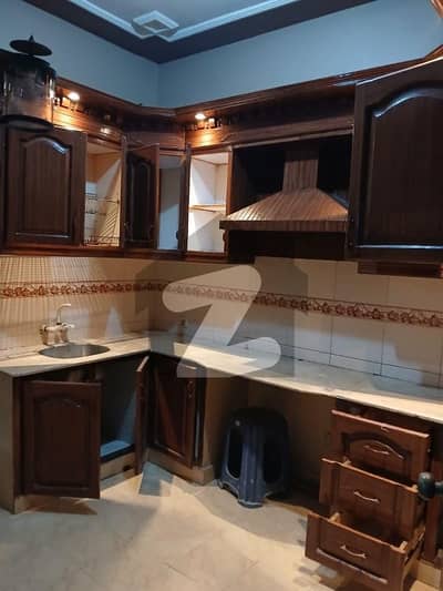 Portion For Rent 3 Bed DD 4 washroom *Code(15832)*