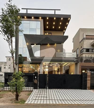 3 Years Installments Plan 10 Marla Brand New House For Sale In Park View City