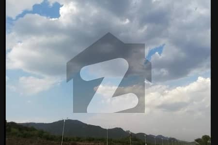 مارگلہ انکلیو مارگلہ ایونیو,اسلام آباد میں 10 مرلہ رہائشی پلاٹ 3.5 کروڑ میں برائے فروخت۔