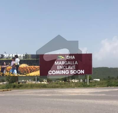 مارگلہ انکلیو مارگلہ ایونیو,اسلام آباد میں 1 کنال رہائشی پلاٹ 6.5 کروڑ میں برائے فروخت۔