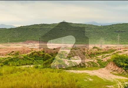 مارگلہ انکلیو مارگلہ ایونیو,اسلام آباد میں 5 مرلہ رہائشی پلاٹ 1.8 کروڑ میں برائے فروخت۔