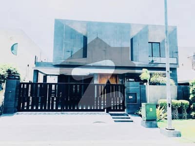 1 KANAL MODERN HOUSE FOR RENT IN DHA PHASE 1