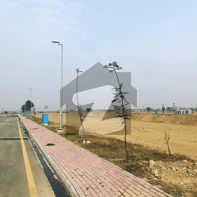 ڈی ایچ اے ڈیفینس فیز 2 ڈی ایچ اے ڈیفینس,اسلام آباد میں 1 کنال کمرشل پلاٹ 28.0 کروڑ میں برائے فروخت۔