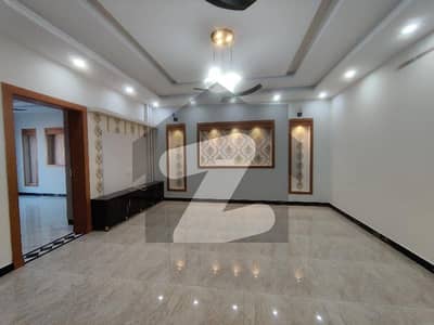 بحریہ گرینز۔ اوورسیز انکلیو بحریہ ٹاؤن فیز 8,بحریہ ٹاؤن راولپنڈی,راولپنڈی میں 5 کمروں کا 10 مرلہ مکان 1.3 لاکھ میں کرایہ پر دستیاب ہے۔