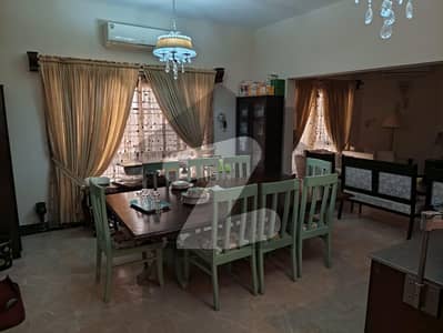 ڈی ایچ اے فیز 6 ڈی ایچ اے ڈیفینس,کراچی میں 5 کمروں کا 1 کنال مکان 11.75 کروڑ میں برائے فروخت۔