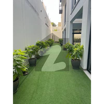 ڈی ایچ اے فیز 8 ڈی ایچ اے ڈیفینس,کراچی میں 10 کمروں کا 2 کنال مکان 40.0 کروڑ میں برائے فروخت۔