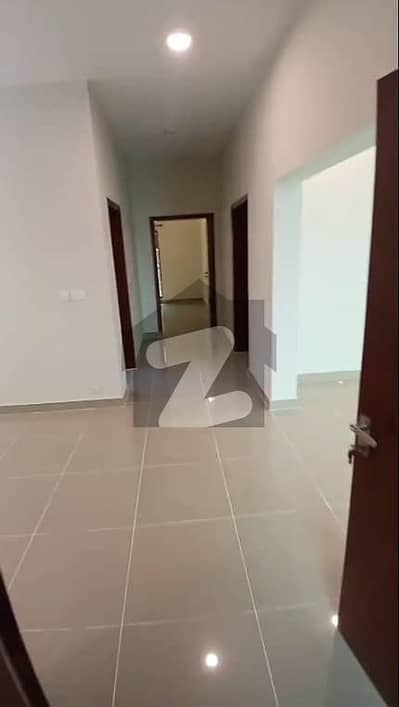 ڈی ایچ اے ڈیفنس - ولا کمیونٹی ڈی ایچ اے ڈیفینس,بہاولپور میں 5 کمروں کا 12 مرلہ مکان 1.2 لاکھ میں کرایہ پر دستیاب ہے۔