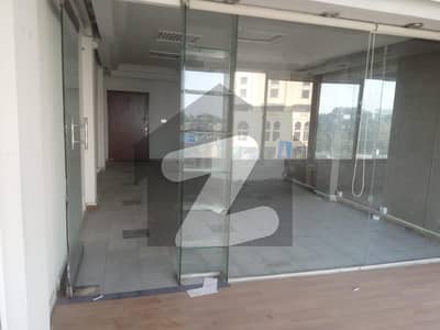 600 Sqft Office For Sale In Main Boulevard Gulberg 3 Lhr Ideal Location For Commercial Office Use