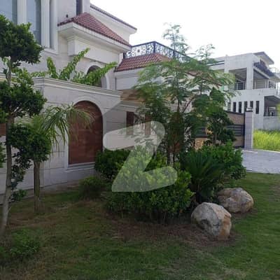 ایم پی سی ایچ ایس - بلاک اے ایم پی سی ایچ ایس ۔ ملٹی گارڈنز,بی ۔ 17,اسلام آباد میں 3 کمروں کا 1 کنال بالائی پورشن 85.0 ہزار میں کرایہ پر دستیاب ہے۔