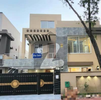 10 Marla Residential House For Sale In Jasmine Block With Gas, Nearby Commercial Market, School, Mosque And Health Care Canter 10 Marla Residential House For Sale In Jasmine Block With Gas, Nearby Commercial Market, School, Mosque And Health Care Canter