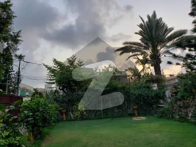 ڈی ایچ اے فیز 6 ڈی ایچ اے ڈیفینس,کراچی میں 6 کمروں کا 1 کنال مکان 17.5 کروڑ میں برائے فروخت۔