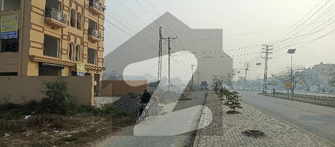 Commercial Shop Available on Rent for Property Office LDA Avenue-1