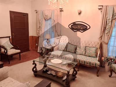 ڈی ایچ اے فیز 6 ڈی ایچ اے ڈیفینس,کراچی میں 4 کمروں کا 12 مرلہ مکان 8.0 کروڑ میں برائے فروخت۔