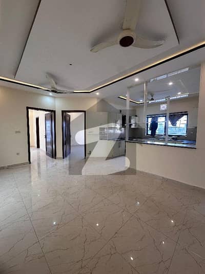 بحریہ ٹاؤن فیز 8 ۔ بلاک بی بحریہ ٹاؤن فیز 8,بحریہ ٹاؤن راولپنڈی,راولپنڈی میں 3 کمروں کا 10 مرلہ بالائی پورشن 55.0 ہزار میں کرایہ پر دستیاب ہے۔