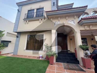 1 KANAL MODERN HOUSE FOR SALE IN DHA PHASE 5