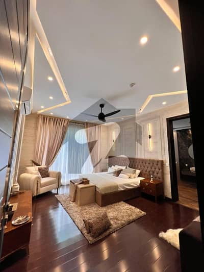 ڈی ایچ اے فیز 5 ڈیفنس (ڈی ایچ اے),لاہور میں 5 کمروں کا 1 کنال مکان 5.0 لاکھ میں کرایہ پر دستیاب ہے۔