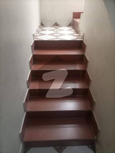 ڈیفینس ویو سوسائٹی کراچی میں 3 کمروں کا 5 مرلہ فلیٹ 99.0 لاکھ میں برائے فروخت۔