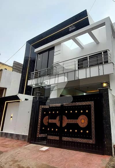 Stylish 5 Marla 1.5 unit house