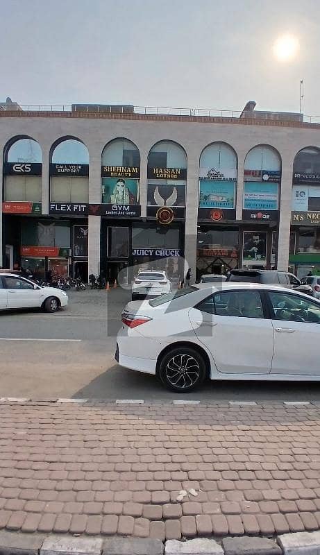 hot location 14marla floor available for rent hot location 14marla floor available for rent