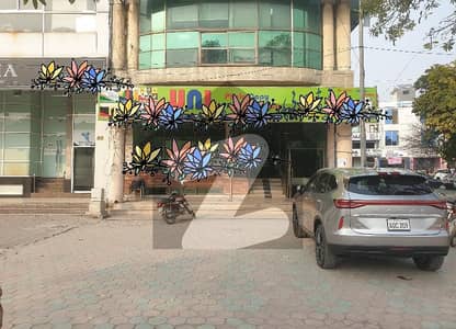 ڈی ایچ اے فیز 1 - بلاک ایف فیز 1,ڈیفنس (ڈی ایچ اے),لاہور میں 4 مرلہ دکان 1.5 لاکھ میں کرایہ پر دستیاب ہے۔