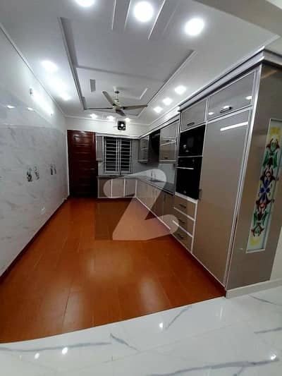 جی ۔ 13 اسلام آباد میں 3 کمروں کا 14 مرلہ زیریں پورشن 1.47 لاکھ میں کرایہ پر دستیاب ہے۔