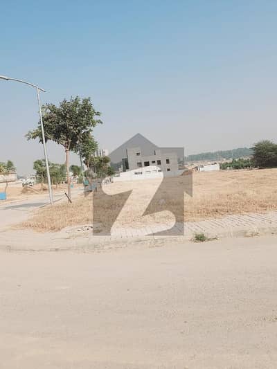 ٹاپ سٹی 1 - بلاک آئی ٹاپ سٹی 1,اسلام آباد میں 5 مرلہ کمرشل پلاٹ 6.0 کروڑ میں برائے فروخت۔