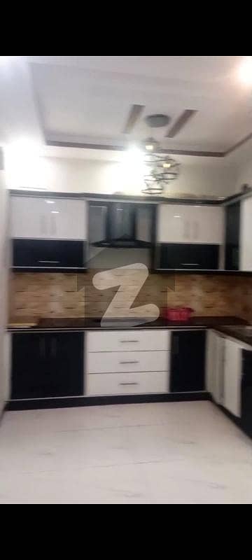 پی ای سی ایچ ایس بلاک 2 پی ای سی ایچ ایس,جمشید ٹاؤن,کراچی میں 2 کمروں کا 4 مرلہ بالائی پورشن 90.0 ہزار میں کرایہ پر دستیاب ہے۔