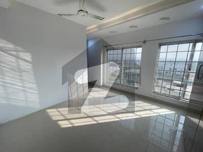 1 Bed Apartment Available