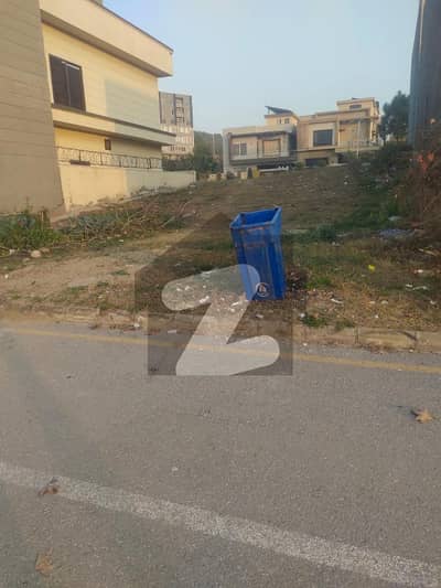 بحریہ ٹاؤن فیز 7 بحریہ ٹاؤن راولپنڈی,راولپنڈی میں 10 مرلہ رہائشی پلاٹ 1.5 کروڑ میں برائے فروخت۔