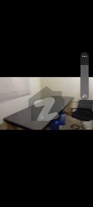 200 Yrd Townhouse 5bd With Basement Pechs Block 2back Side Mackdonald For Silent Comercial Rent Demand 5.50