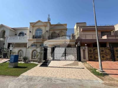 House for Buy in DHA phase 8(Air Avenue) block N